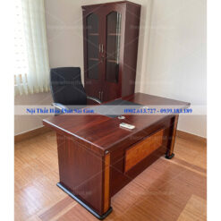 Ảnh thực tế bàn trưởng phòng sơn PU ET1600N