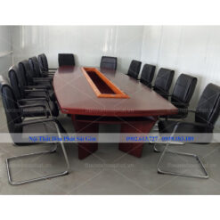 Hình thực tế bàn họp sơn PU CT4016H2