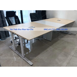 hình thực tế bàn họp chân sắt The One UNH3012CS3
