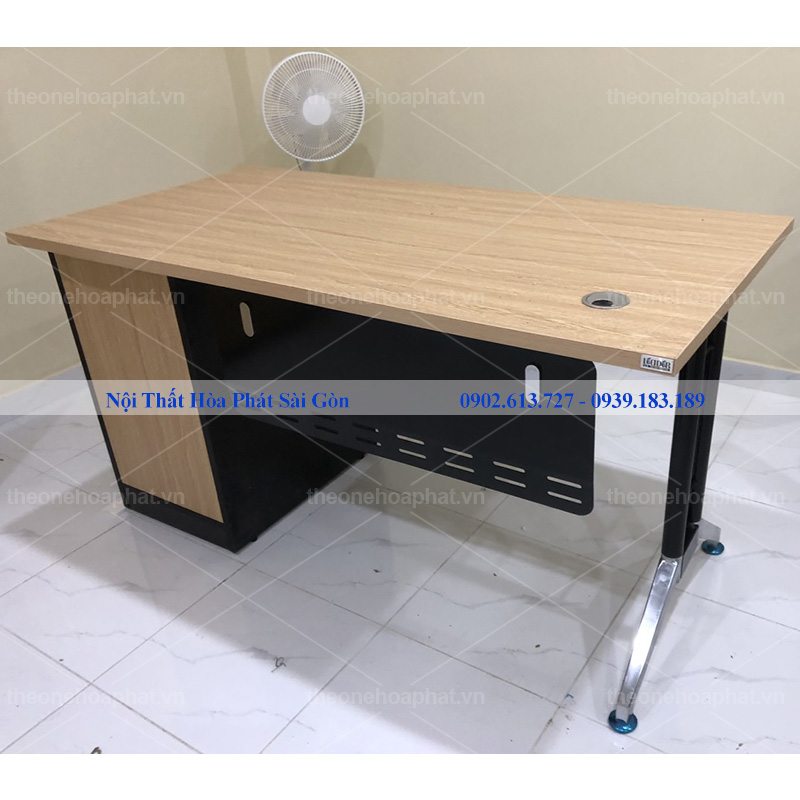 Hình thực tế bàn làm việc LE140HLC12