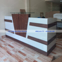 Ảnh thực tế bàn quầy lễ tân BQ104