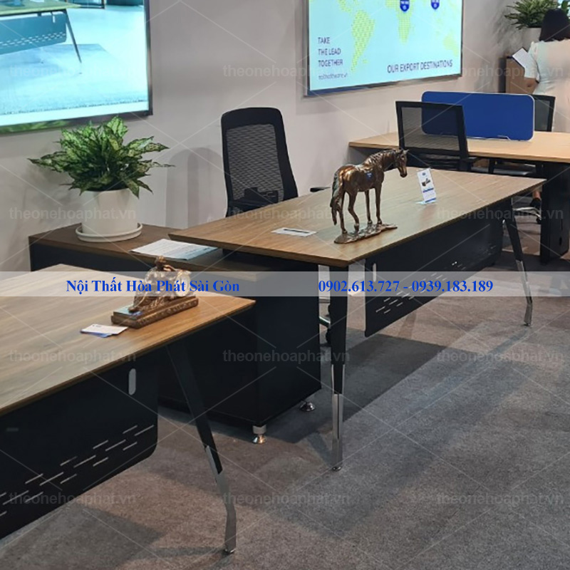 Hình thực tế bàn lãnh đạo chữ L BRIP1880C15
