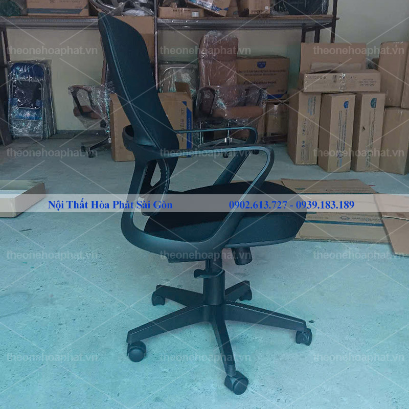 Ghế xoay GL321 màu đen